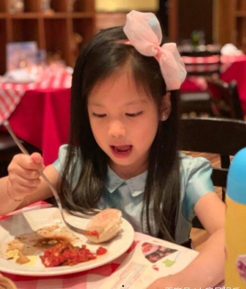 娱乐吃瓜酱叉家  第2张